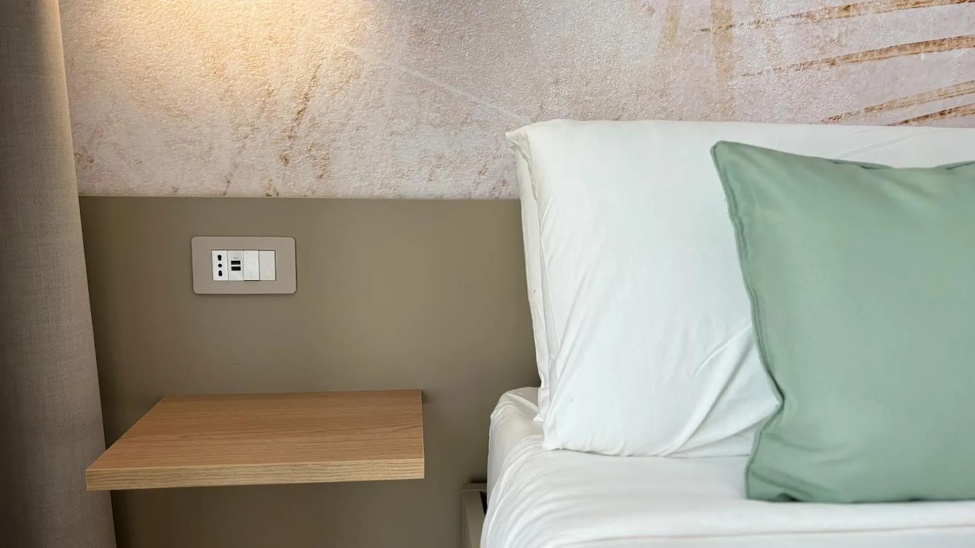 Robely Rooms Alguer Italia